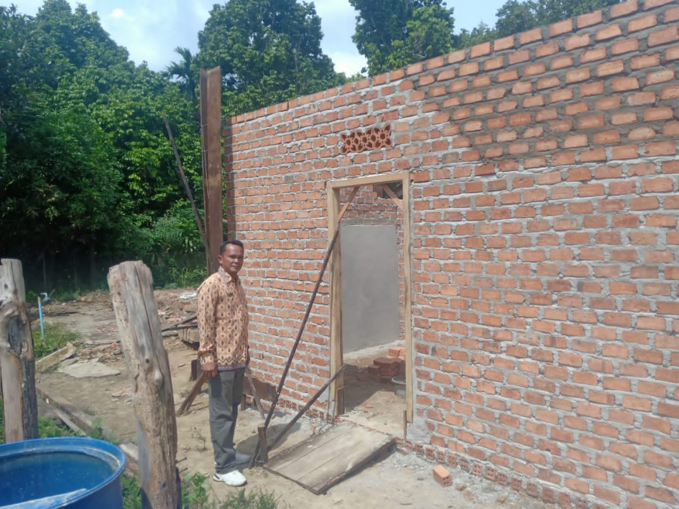 Baznas Kota Prabumulih Mulai Membangun Rumah Ibu Misna Warga Kelurahan Gunung Kemala