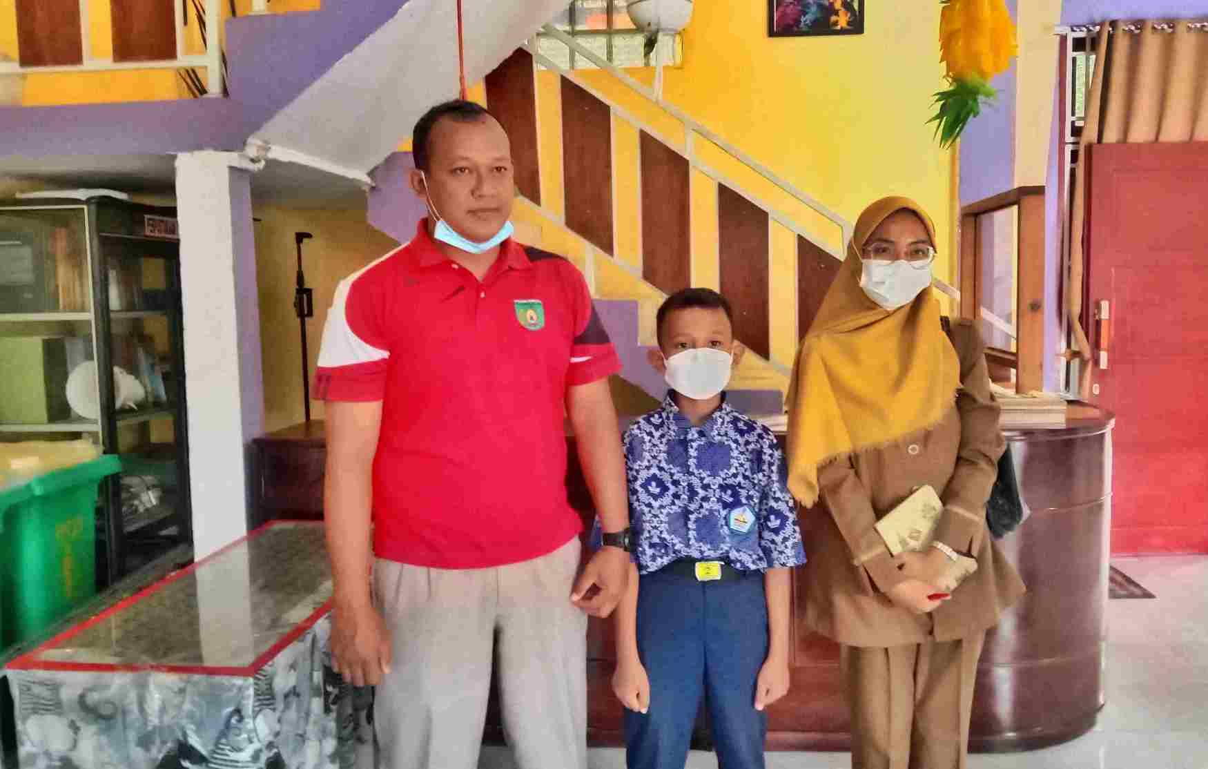 Siswa SMPN 2 Prabumulih, Anak Mualaf Pemenang Lomba Tahfidz Qur’an