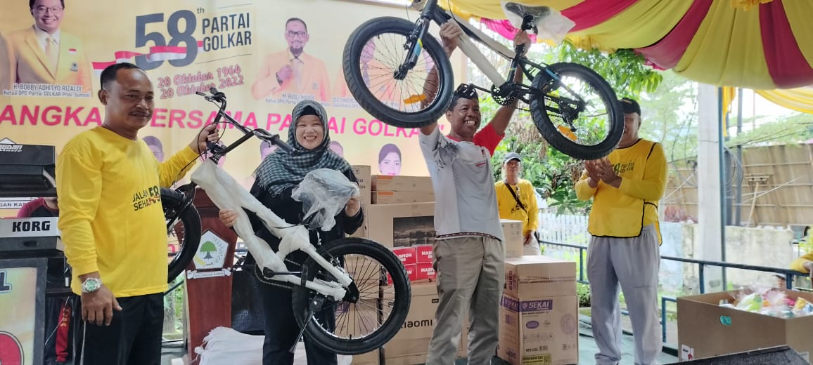 Jalan Sehat DPD Golkar Muba Peringatan HUT Golkar ke-58 Penuh Antusias