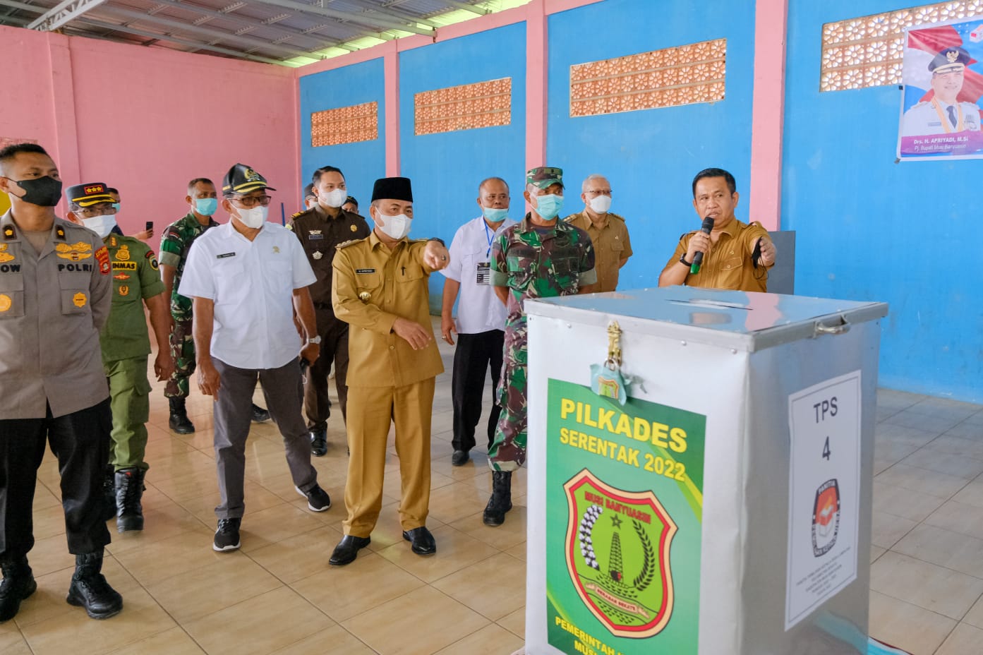 Pj Bupati Apriyadi , Dandim 0401 dan Kapolres Muba Pantau langsung Pilkades Serentak di Muba