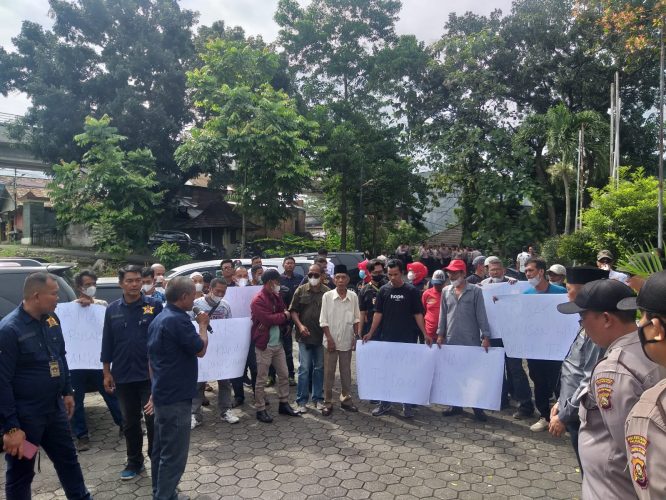 Begini Klarifikasi Kades dan Ketua BPD Teluk Limau