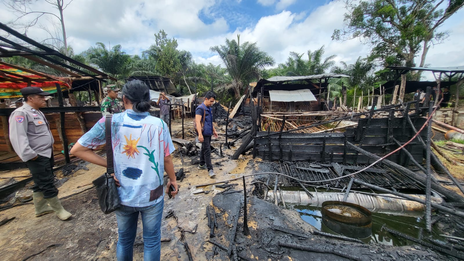 Polres Muba Amankan Pelaku Illegal Refinery yang Terbakar di Babat Toman