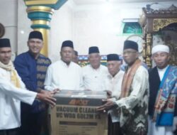 Wali Kota dan Wakil Wali Kota Prabumulih Tarawih Bersama di Masjid Al Hidayah